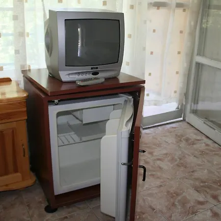 Svetlina 2* Kiten (Burgas)