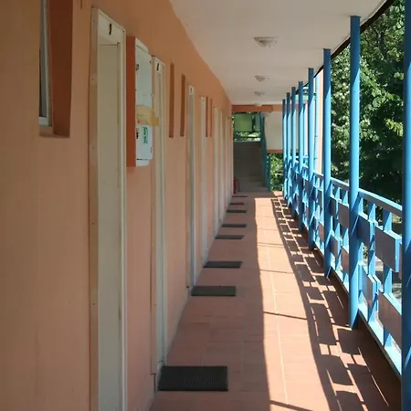 Svetlina 2* Kiten (Burgas)